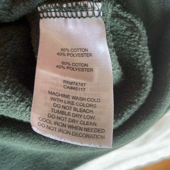 Green Cabela kids hoodie - Picture 4 of 4